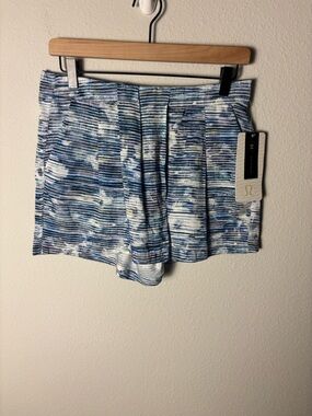 NWT Lululemon &go Keepsake Short
Blurry Belle Multi W7FB9S
